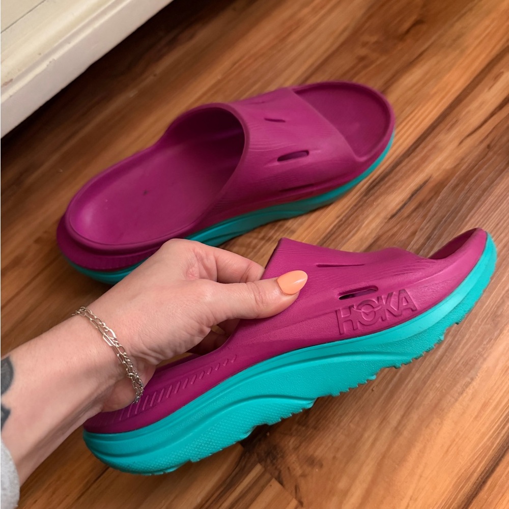 Hoka Women's Magenta and Teal Slide Sandals